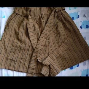 Sold on FB - Paper bag shorts